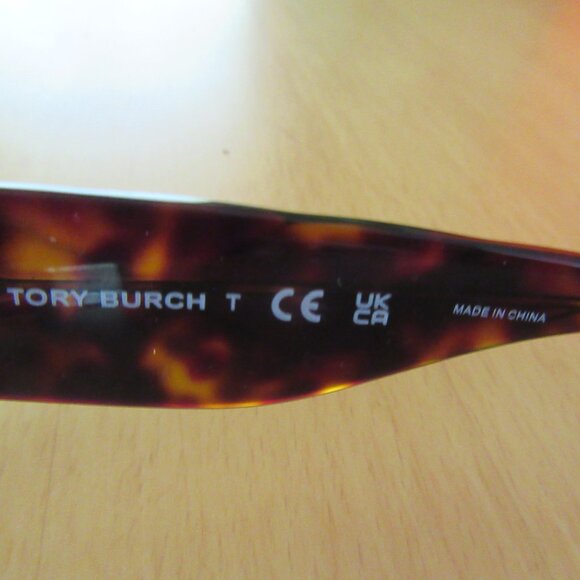 Tory Burch faux tortoiseshell sunglass frames - case & pouch - unisex - Picture 7 of 11